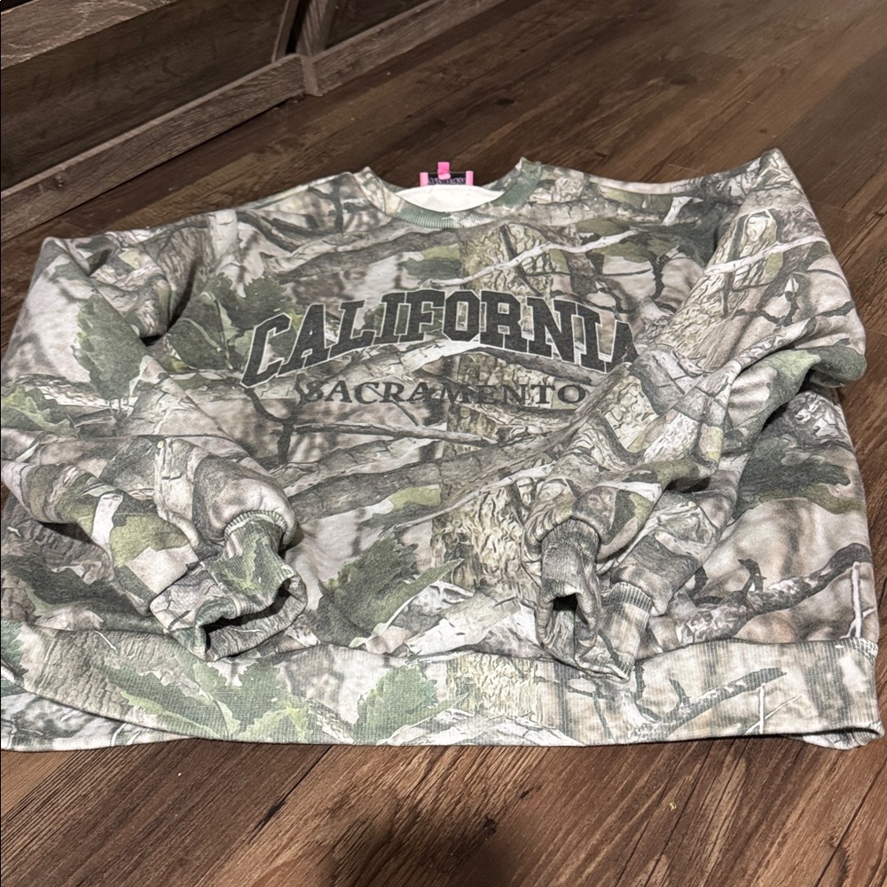 Edikted Camouflage Print Top